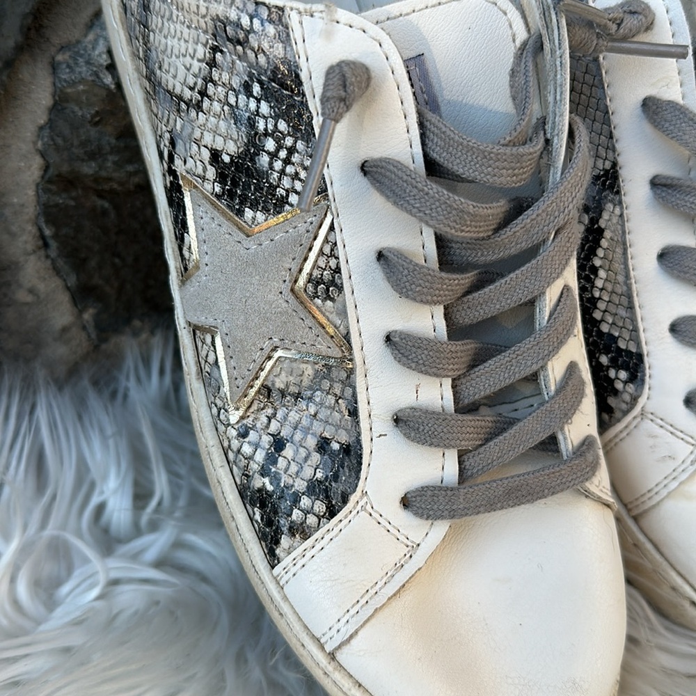 Vintage Havana Bianca Gold Snake Star Sneakers – Size 9 - Picture 3 of 7